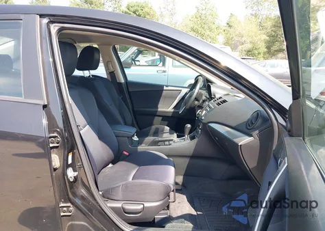 2010 Mazda Mazda3 S Sport из США, поврежденный, VIN JM1BL1S63A1218758